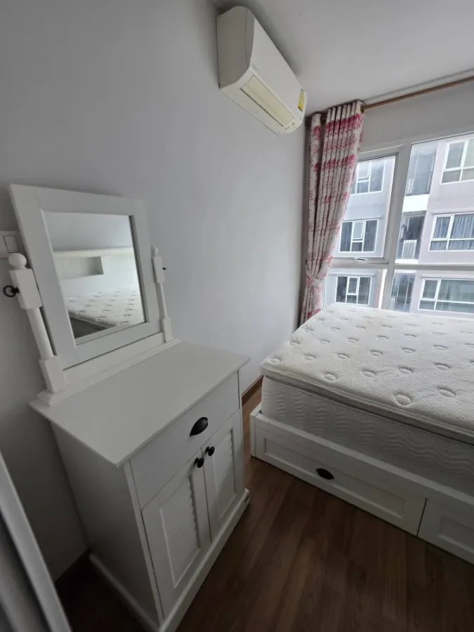 For rent: Regent Orchid Talat Phlu, vintage-style bedroom with a very comfortable bed, and stunning pool views. Book now!