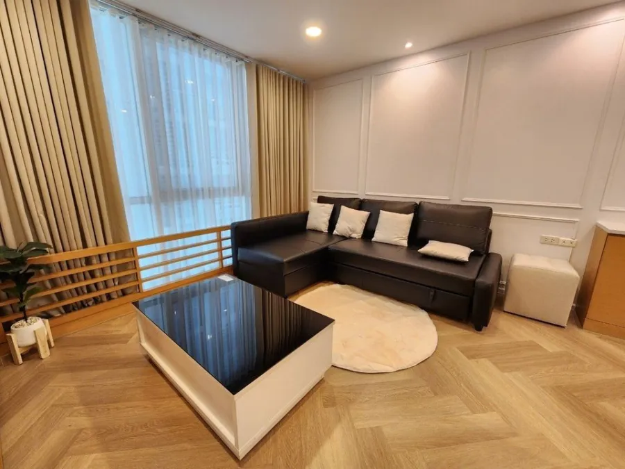 ปล่อยเช่า CONDO ASOKE PLACE 2 ห้องนอน 1 ห้องน้ำ ตกแต่งดูดีสุดๆ พร้อมอยู่ พลาดแล้วจะเสียใจ