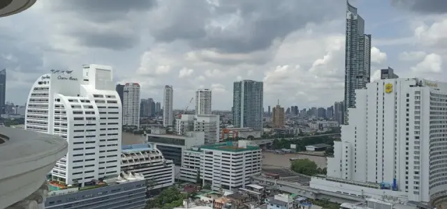 ให้เช่า สเตท ทาวเวอร์ คอนโดมิเนียม ห้องเปล่า ขนาดใหญ่สุด เหมาะสมหรับการทำออฟฟิศ อย่ามัวรอช้า images