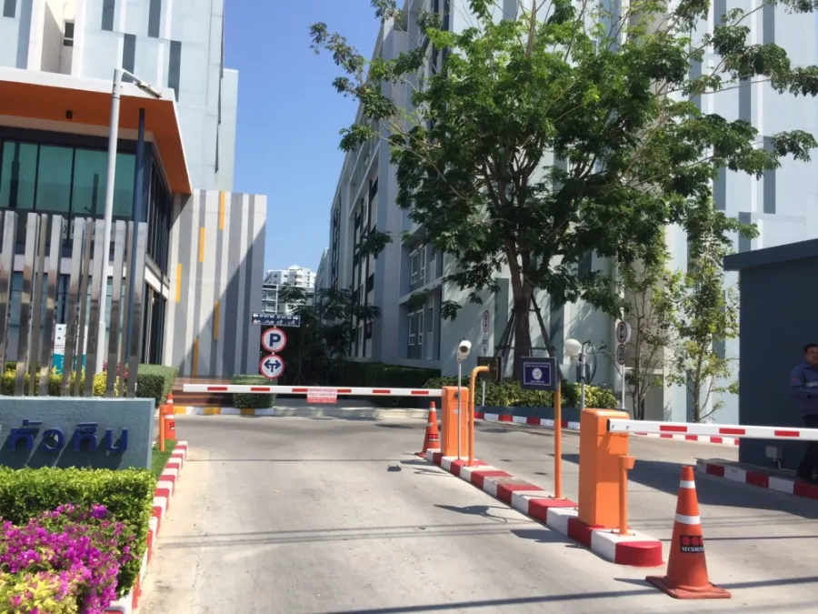 For sale: The Trust Condo, South Pattaya (South Pattaya), well decorated. Complete furniture The sofa is very comfortable to sit on. Don't miss it.