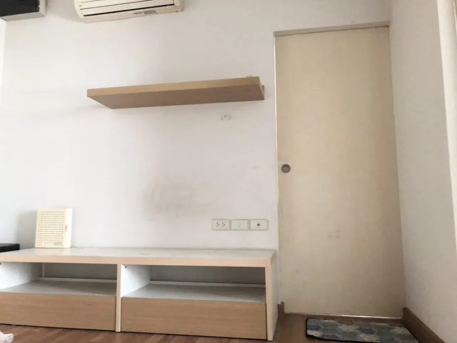 Condo for rent, The Seed Chaengwattana, fully furnished room, inviting, can carry the bag and move in right away, book now, hurry up.