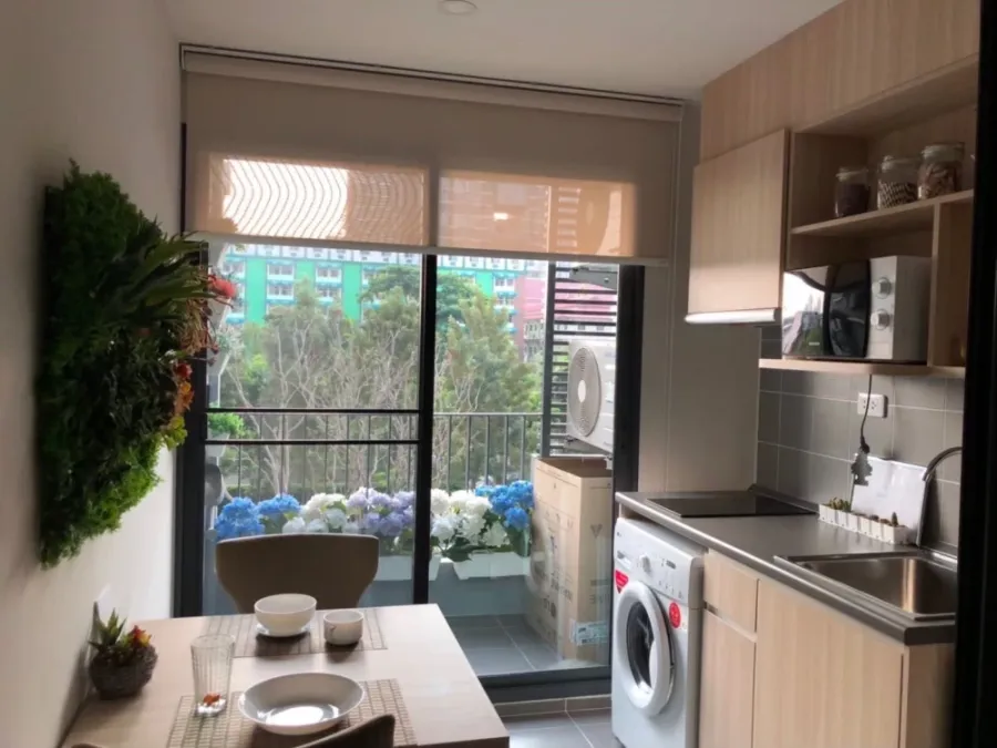 For rent: Ideo O2, 3rd floor, Building B, pool view, very chill, decorated with complete furniture and electrical appliances. Hurry and book now!