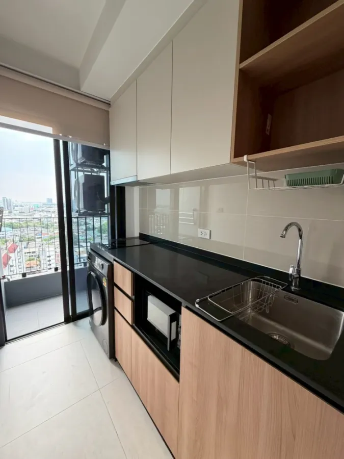ให้เช่า The LIVIN Phetkasem 37 ใกล้ MRT ตกแต่ง Build-in เฟอร์ครบ เครื่องซักผ้าอบผ้ามีให้พร้อม รีบจองเลย