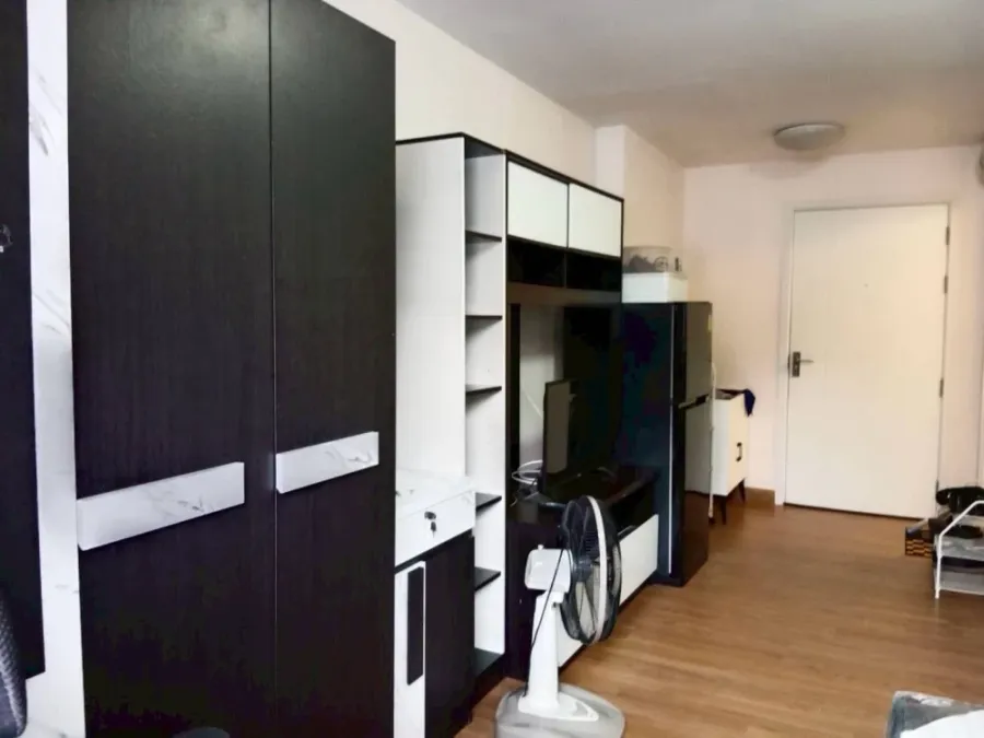 Plum Condo Paholyothin 89, 8th floor, for rent. Nice, fully furnished. Book now!