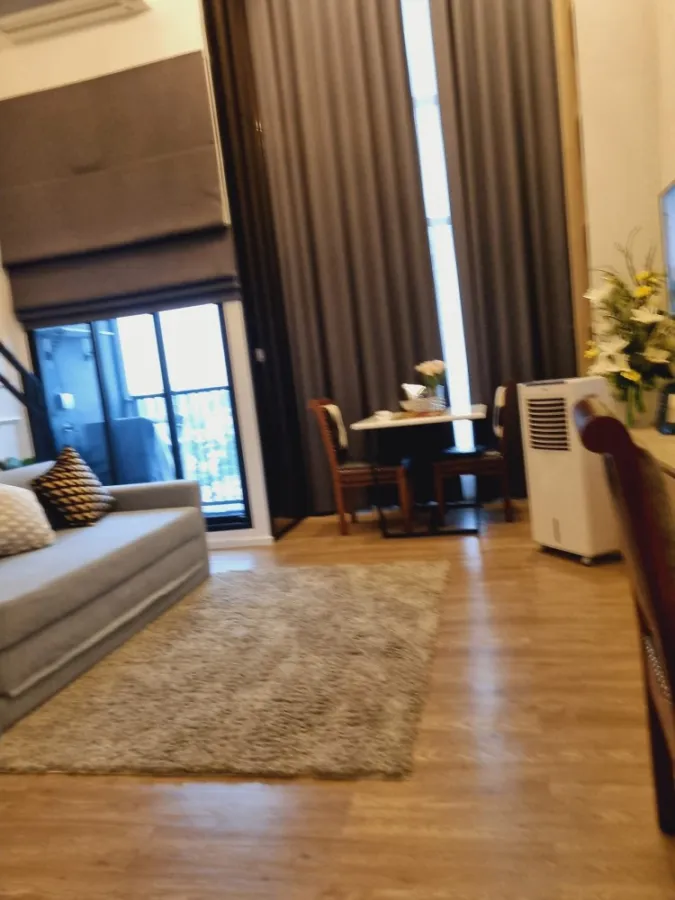 ให้เช่า คอนโด โมดิซ สุขุมวิท 50 ห้องดูเพล็กซ์ ขนาดกว้างขวาง ตกแต่งสวยน่าอยู่ แถมวิวสวยมาก รีบจองเลย