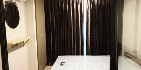 KAVE CONDO ห้องใหม่ให้เช่า ราคาไม่แพง! ติดวอลเปเปอร์ทั้งห้องด้วย พร้อมย้ายได้เลย นัดดูห้องจริงเลยมั้