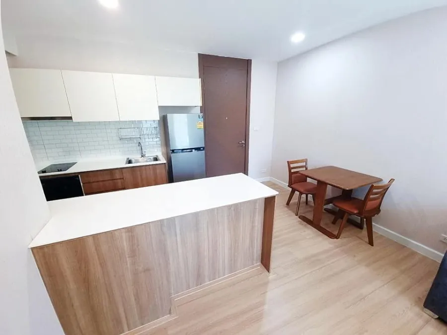 ขาย ให้เช่า กรีนเลค คอนโด ศรีราชา ห้องสวย เฟอร์นิเจอร์และเครื่องใช้ไฟฟ้าครบชุด พร้อมเข้าอยู่