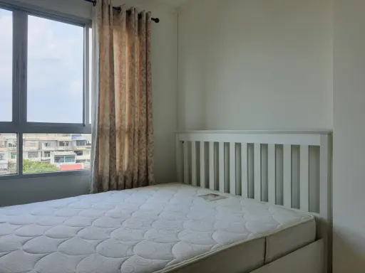 Condo for sale Lumpini Ville Lat Phrao-Chokchai 4 The room is divided into proportions, separate kitchen, complete with electrical appliances. Don't m