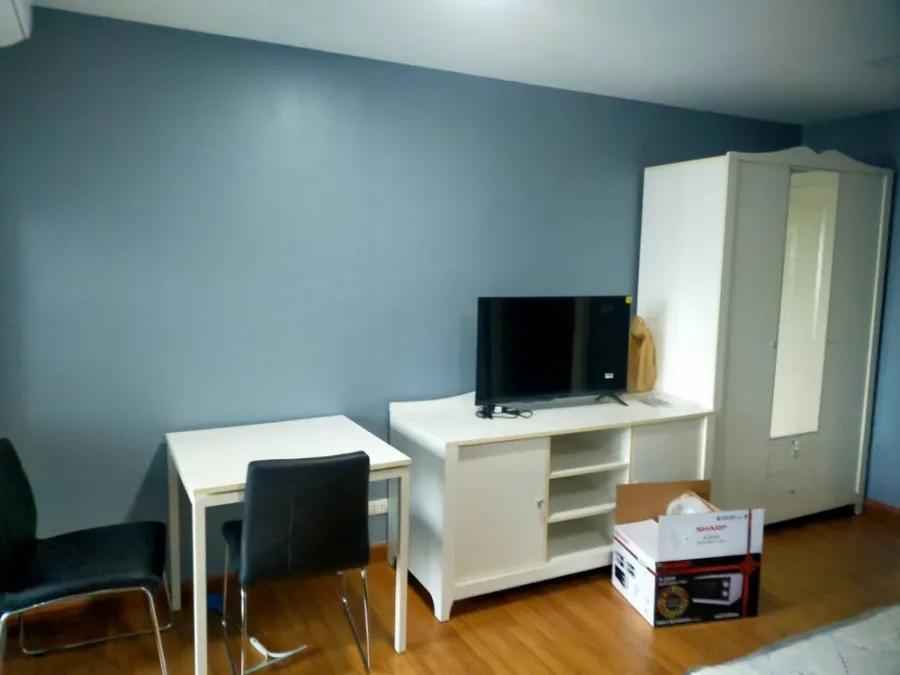 For rent: REGENT HOME 18 CHANGWATTANA-LAKSI, 9th floor, nice room, fully furnished. If you don't book, you'll miss out.