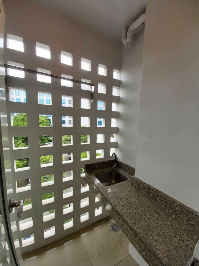For rent!! I-House Laguna Garden RCA Condo, 4th floor, Building B, in the heart of RCA, good atmosphere, airy!!!