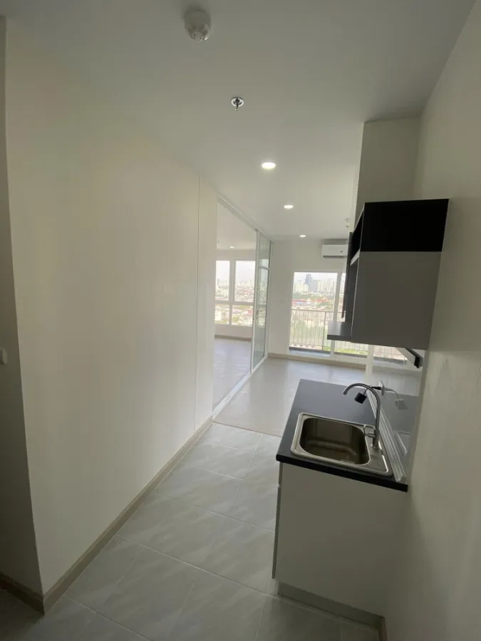 ขายดาวน์ ศุภาลัย ลอฟท์ สาทร-ราชพฤกษ์ ห้องมุม 1 นอน เฟอร์นิเจอร์ชุดครัว Built-in สนใจจองเลย