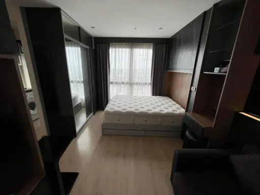 Ideo Sathorn-Thapra for rent, studio room, very luxurious decoration, very complete, get beautiful city view, good price, hurry to reserve images