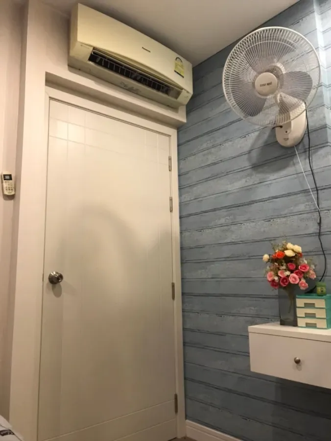 For rent: The Blu X Bangsaen. Beautifully decorated unit with high-quality built-in furniture. Prime location with convenient transportation. Book now
