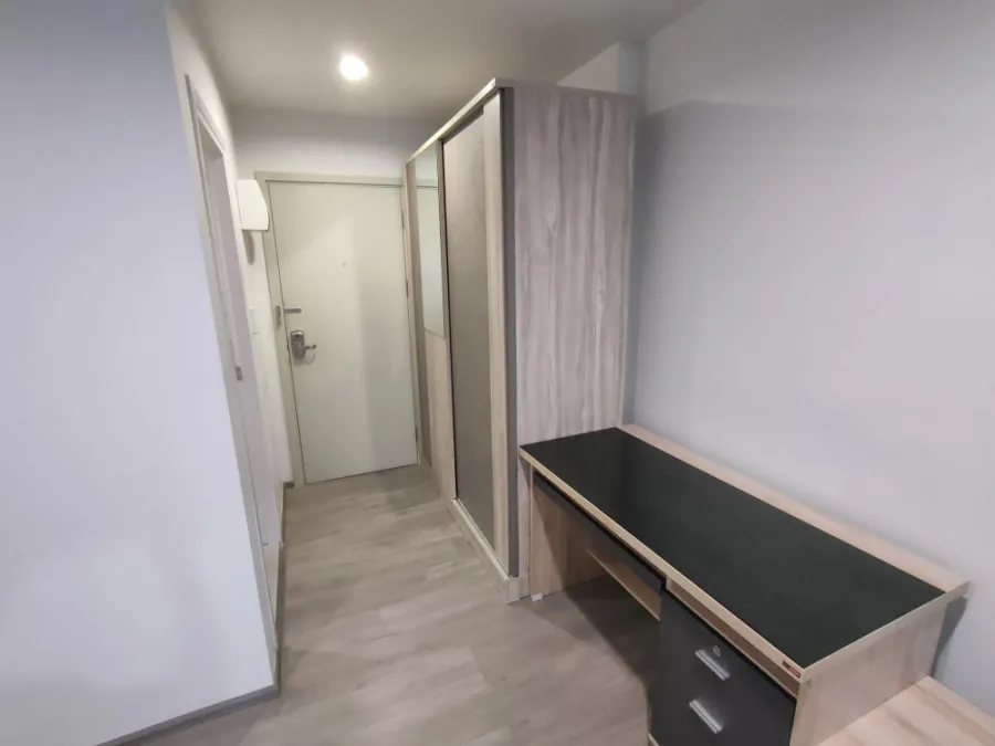 Condo for sale, Reach Phahonyothin 52, nice room, fully furnished, complete electrical appliances, good price, hurry and reserve before you miss out.