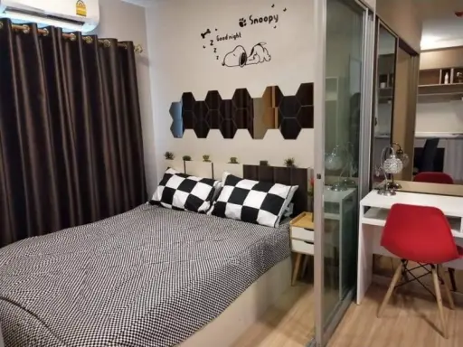 Plum Condo Chaengwattana for sale. Beautiful unit, fully furnished, 5th floor. Move in now! Urgent!