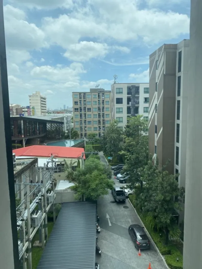 Urgent sale, Condo Lesto Sukhumvit 113, 6th floor, Building A, beautiful room, fully furnished, good price, hurry to book now