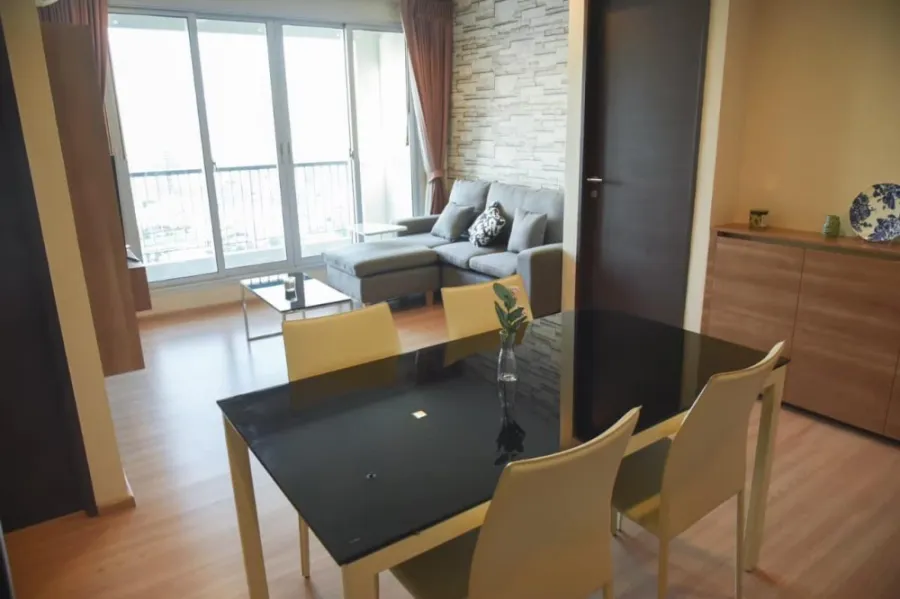 ให้เช่า Rhythm Sathorn 2 ห้องนอน 2 ห้องน้ำ เฟอร์พร้อม เครื่องใช้ไฟฟ้าครบ ห้ามพลาด