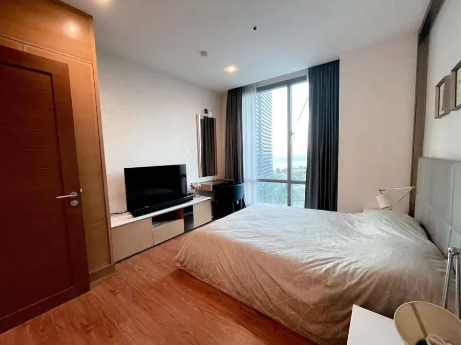 ให้เช่า Casalunar Paradiso Condominium ห้องกว้างขวาง พื้นที่ใช้สอยเยอะ ครบจบที่นี่ รีบย้าย