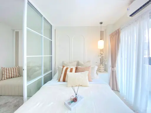 Family Park Ladprao 48 condo for rent. Nice room with high-quality built-in furniture. Convenient location. Book now!