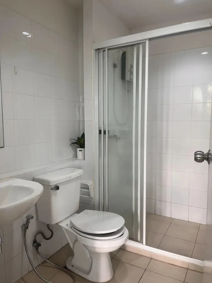 For rent: B.U. Chokchai 4, pleasantly decorated. Complete facilities Make a reservation and you won't be disappointed. ​